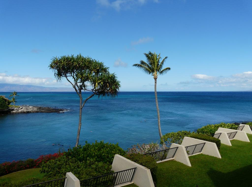 Condos At Napili Point Lahaina Exterior photo